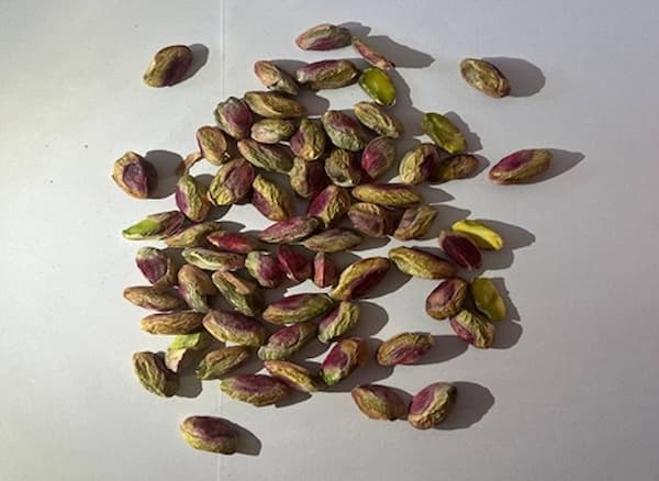 فروش مغز پسته بادامی + قیمت خرید به صرفه 5